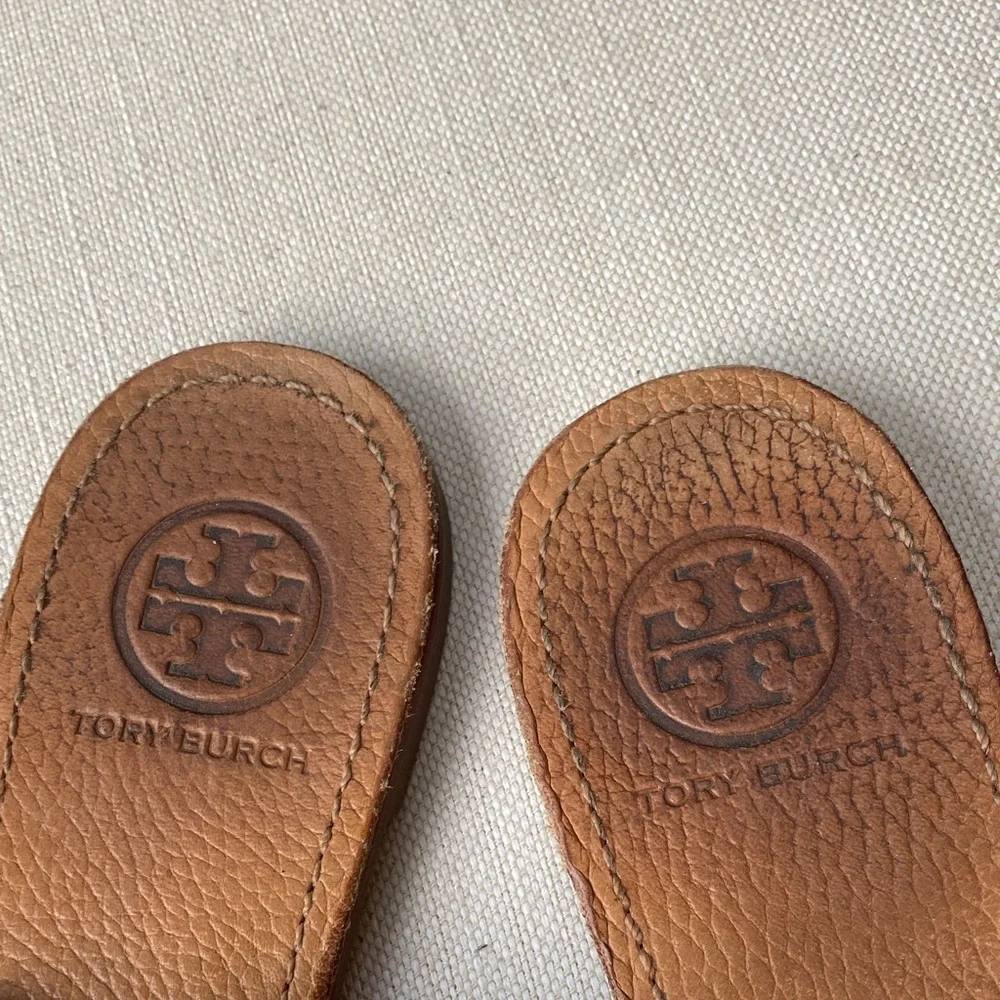 GUC Tory Burch Brown Leather Sandals with Gold Accents - Picture 6 of 8